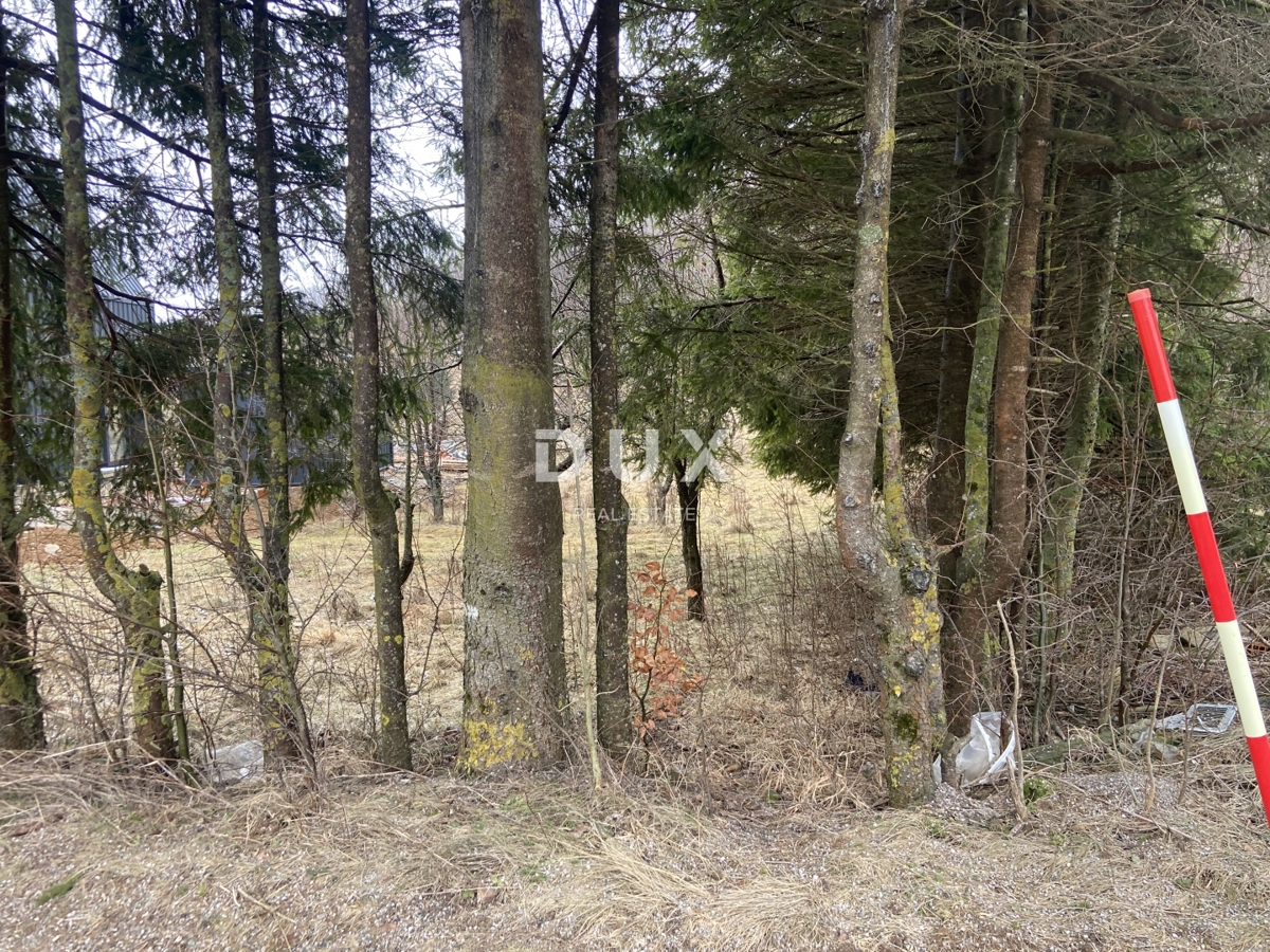 Zemljišče Mrkopalj, 885m2