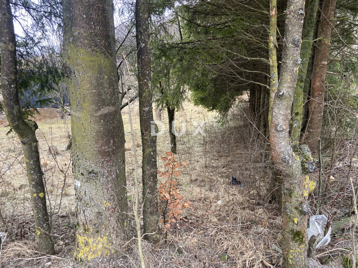 Zemljišče Mrkopalj, 885m2