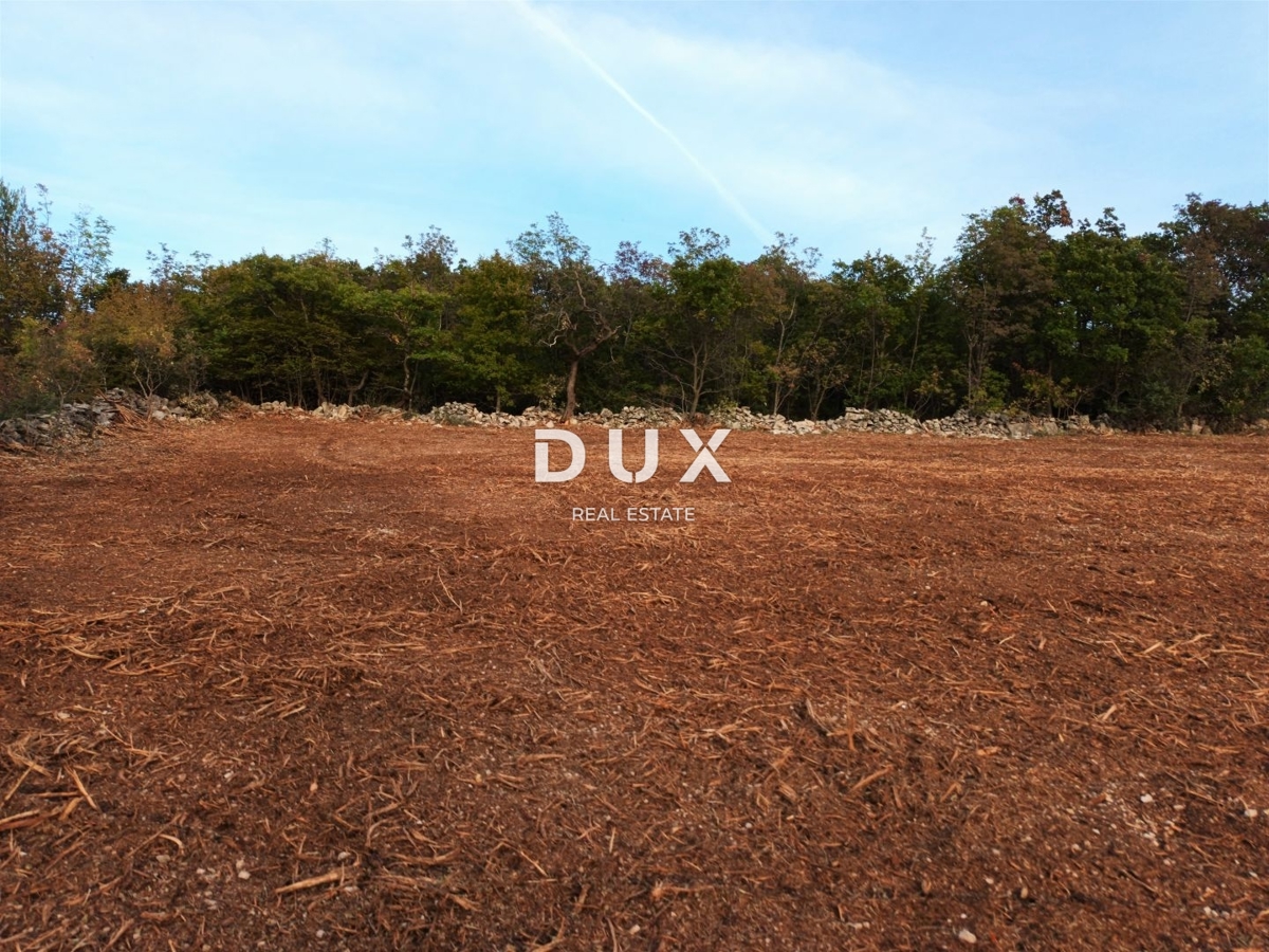 Zemljišče Rabac, Labin, 700m2