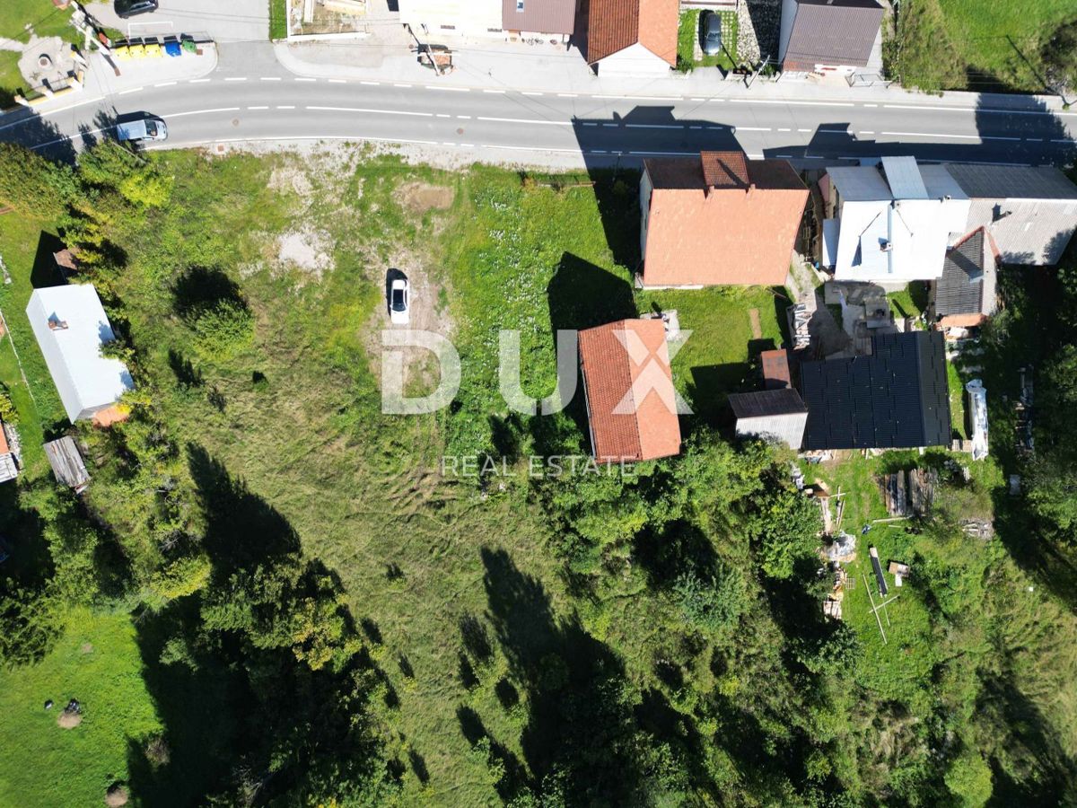 GORSKI KOTAR, SUNGER- stara hiša + 2 gospodarski poslopji + okolica 9000m2