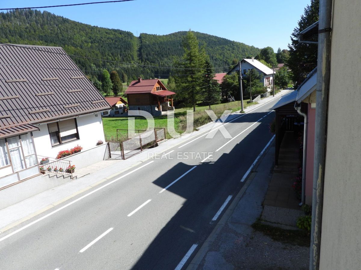 GORSKI KOTAR, SUNGER- stara hiša + 2 gospodarski poslopji + okolica 9000m2