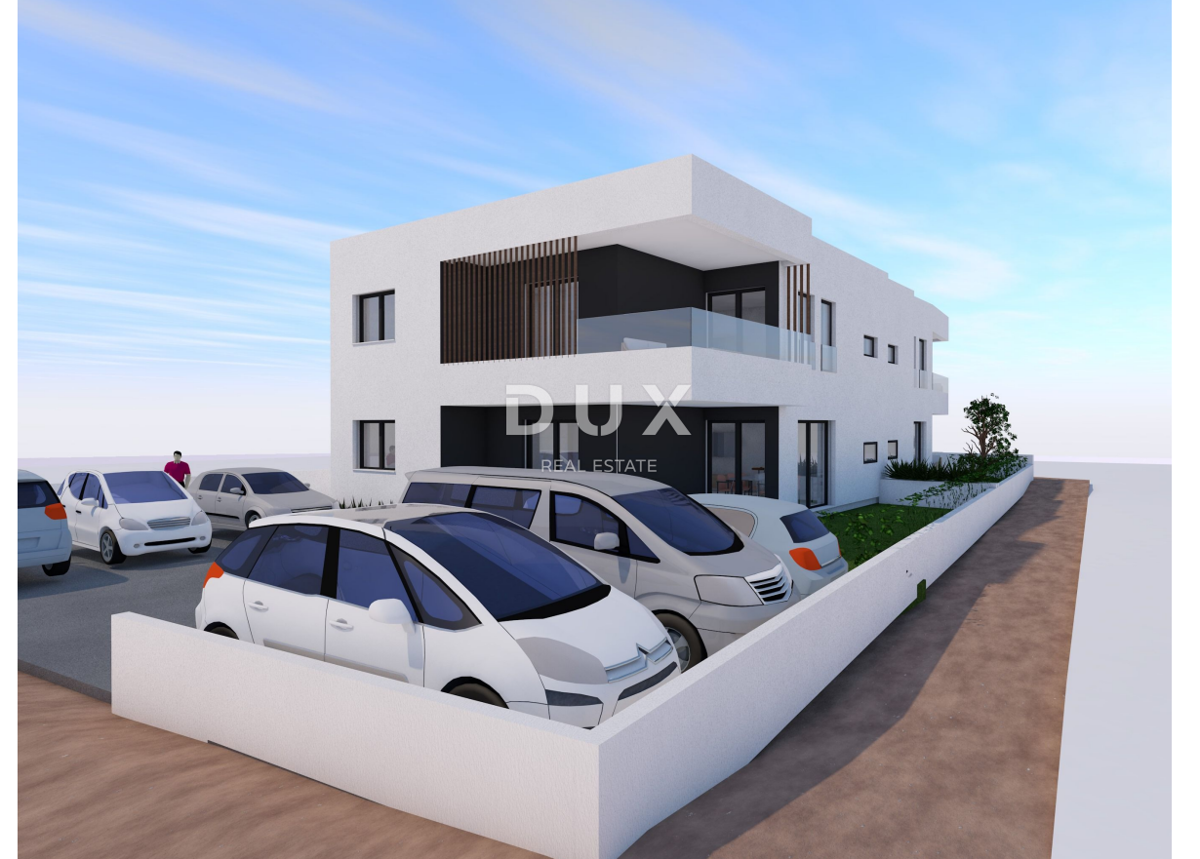 ŠIBENIK, VODICE – Apartma v prvem nadstropju z balkonom