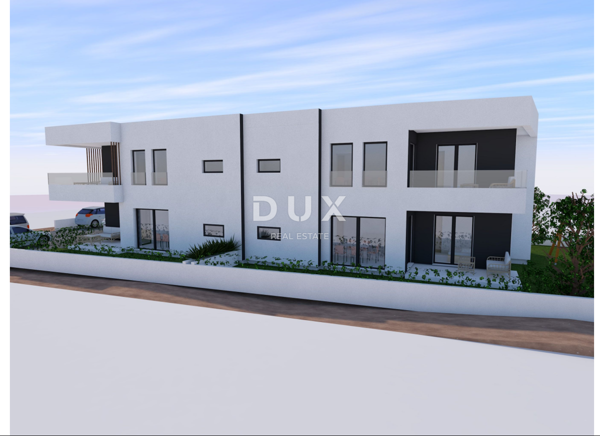 ŠIBENIK, VODICE – Apartma v prvem nadstropju z balkonom