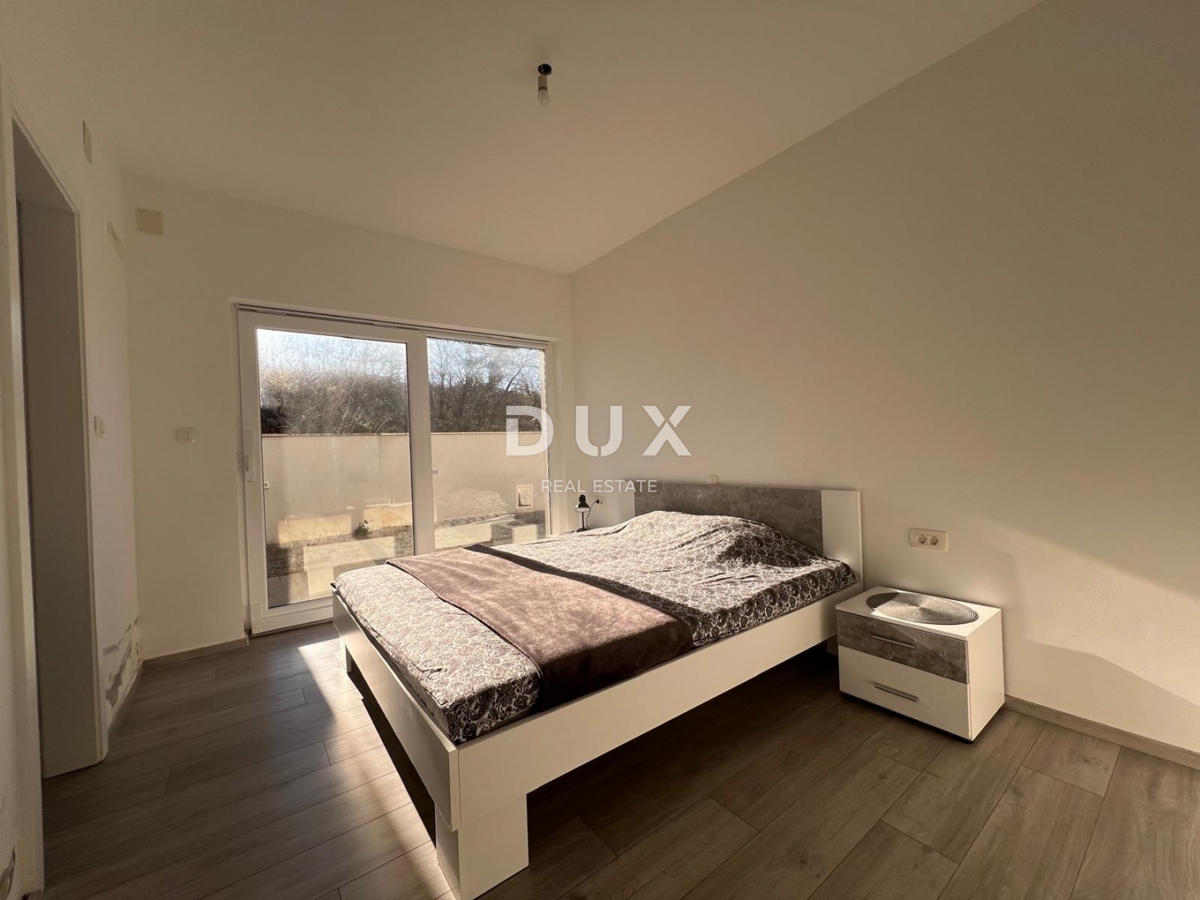 Hiša Klenovica, Novi Vinodolski, 170m2