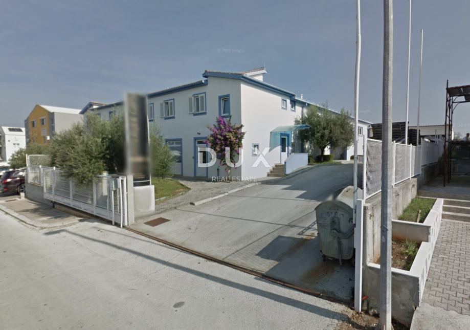 ZADAR, NOVI BOKANJAC - Prodamo skladiščno poslovne prostore!