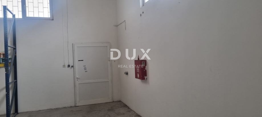 ZADAR, NOVI BOKANJAC - Prodamo skladiščno poslovne prostore!