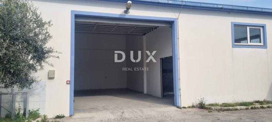 ZADAR, NOVI BOKANJAC - Prodamo skladiščno poslovne prostore!