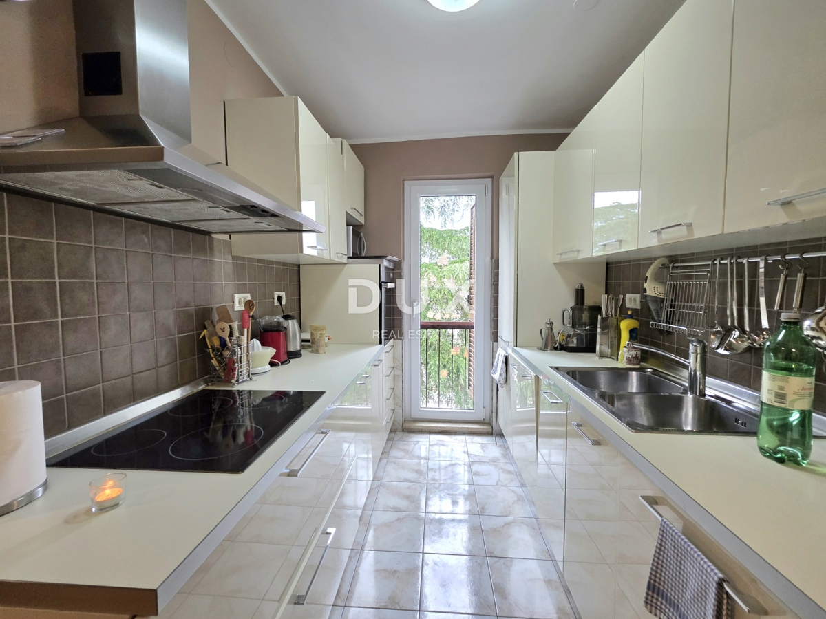 ISTRA, FAŽANA - 3 spalnice + dnevna soba, dvoetažno družinsko stanovanje 150m od plaže in centra