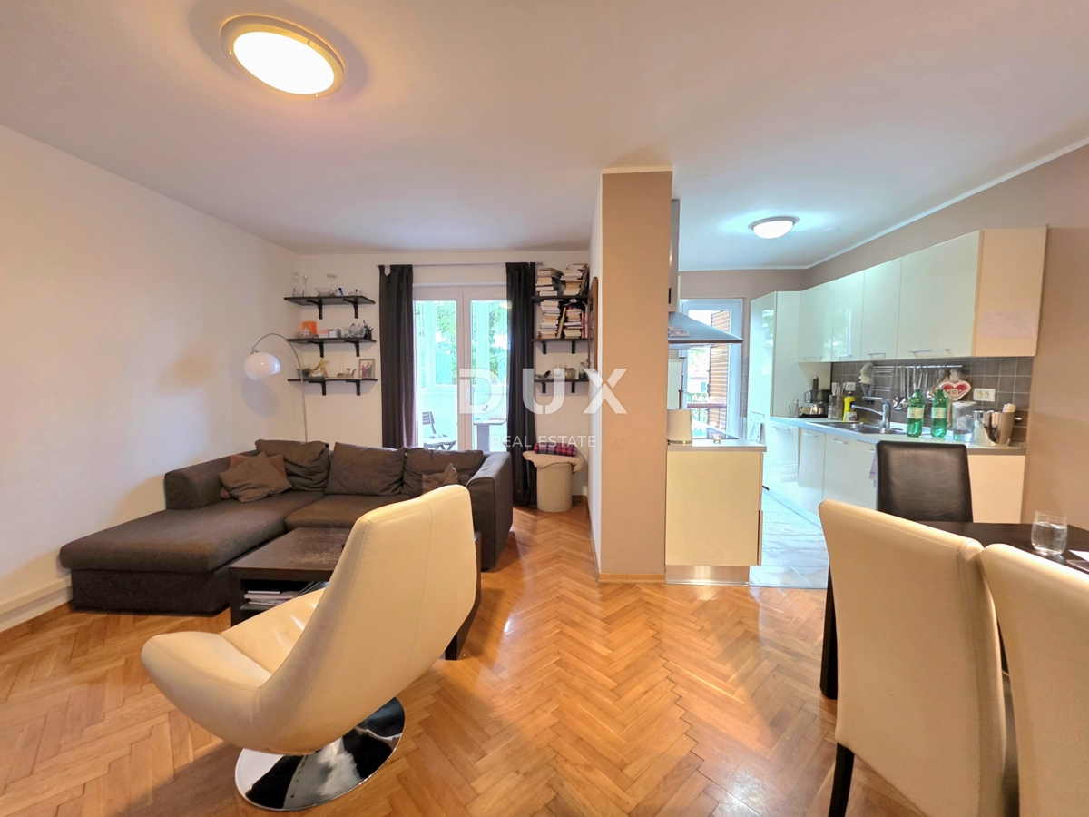 ISTRA, FAŽANA - 3 spalnice + dnevna soba, dvoetažno družinsko stanovanje 150m od plaže in centra