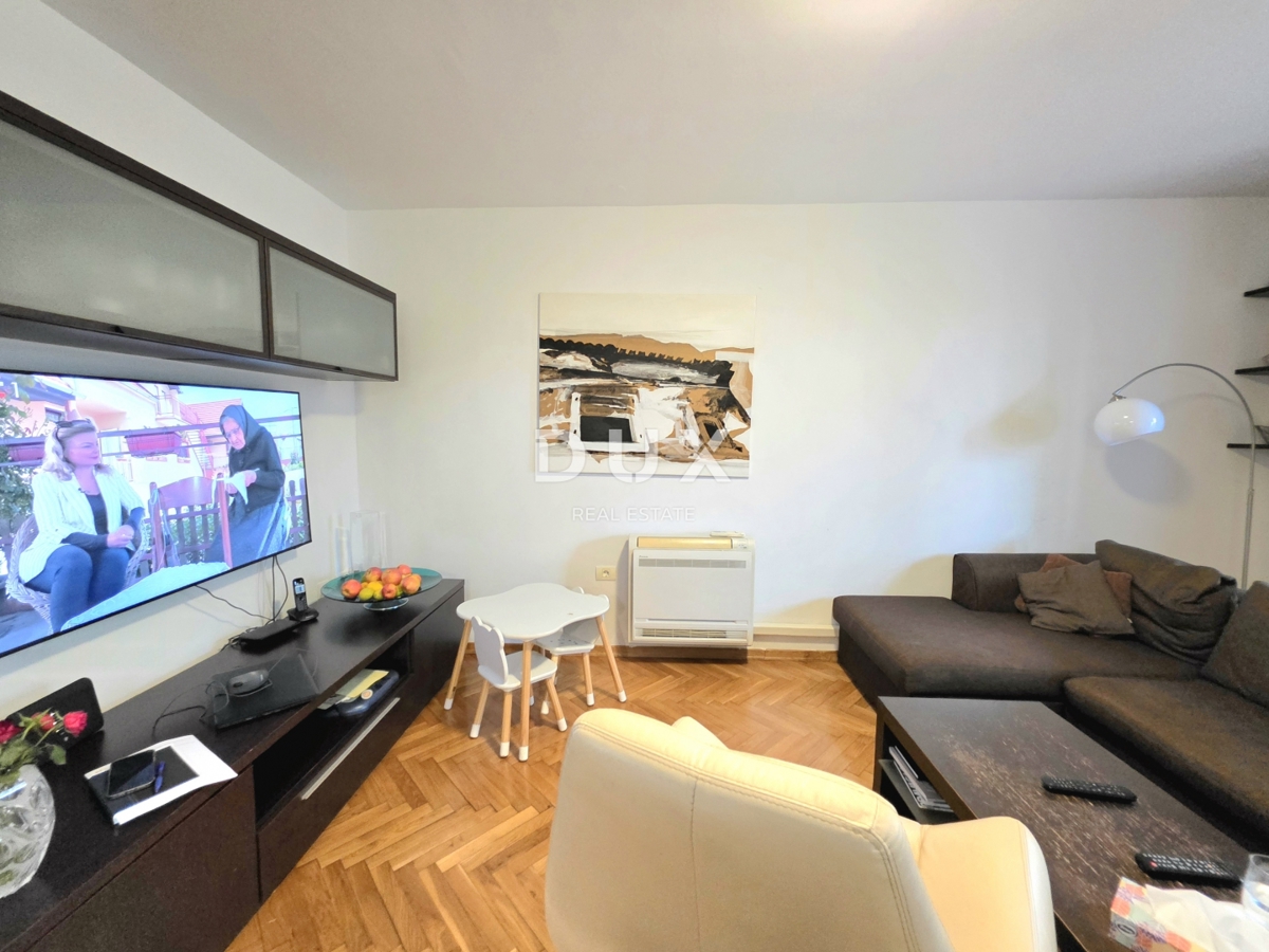 ISTRA, FAŽANA - 3 spalnice + dnevna soba, dvoetažno družinsko stanovanje 150m od plaže in centra