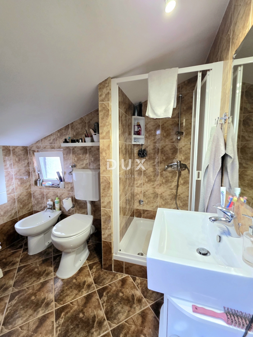 ISTRA, FAŽANA - 3 spalnice + dnevna soba, dvoetažno družinsko stanovanje 150m od plaže in centra