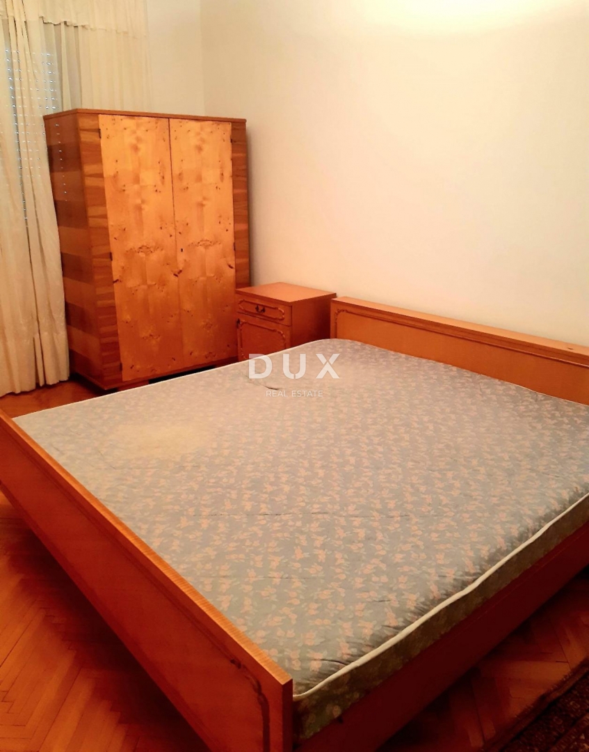 RIJEKA, SRDOČI - Prostorno 2-sobno stanovanje z dnevno sobo, garažo in vrtom