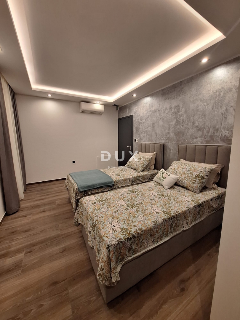 Hiša Novi Vinodolski, 391,72m2