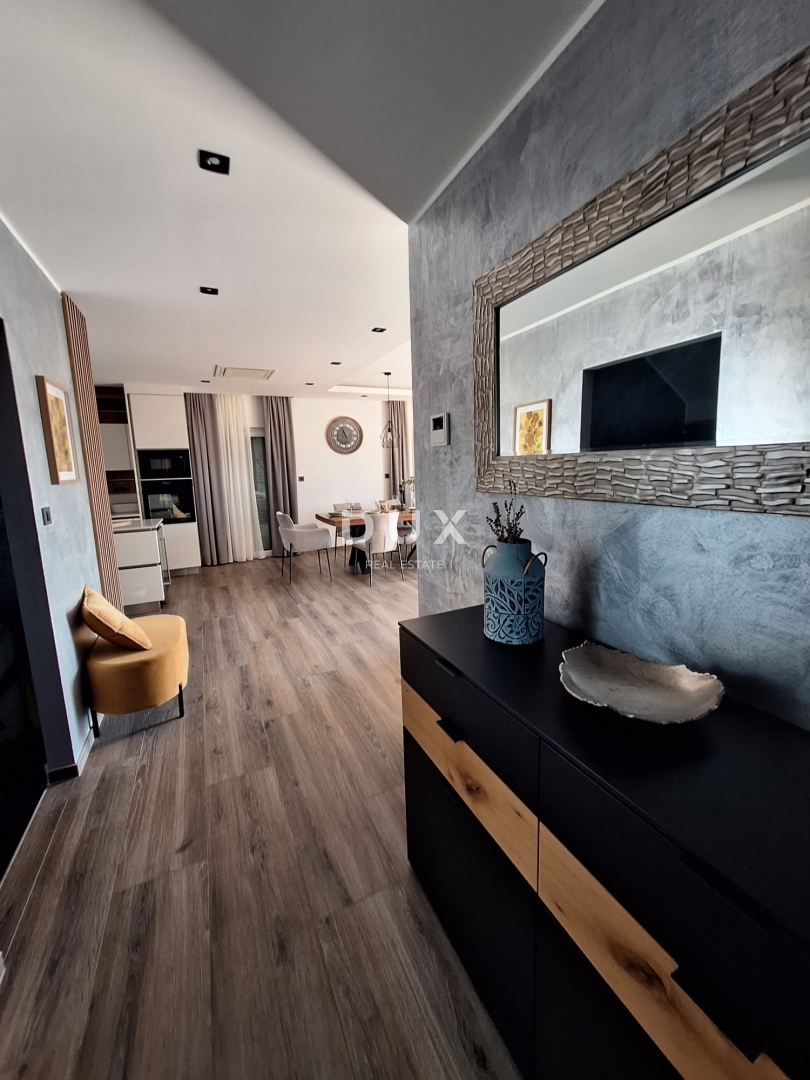 Hiša Novi Vinodolski, 391,72m2