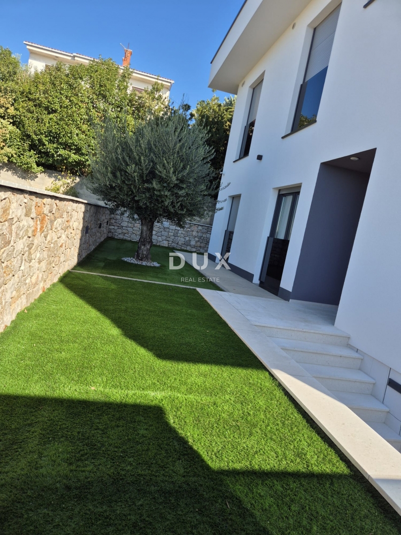 Hiša Novi Vinodolski, 391,72m2