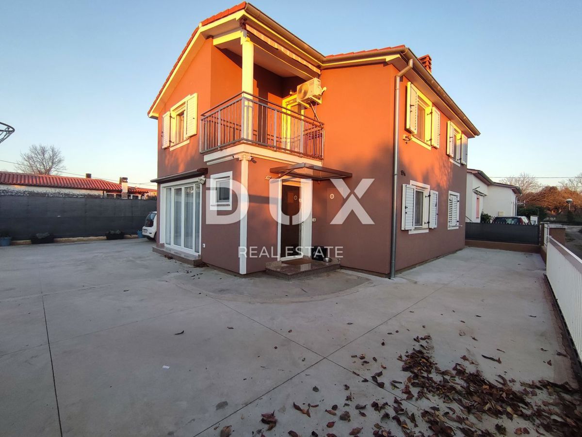 ISTRA, PULA - Družinska hiša na mirni lokaciji