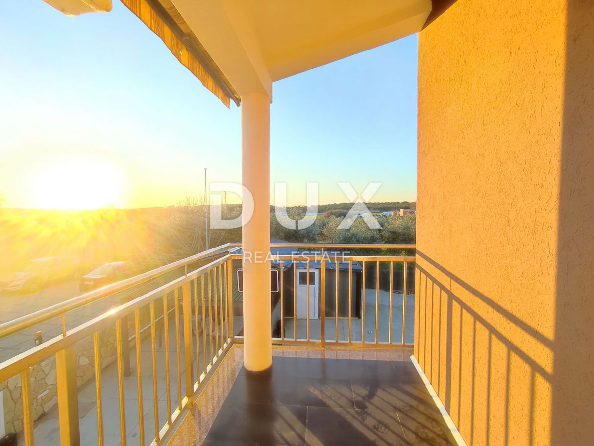 ISTRA, PULA - Družinska hiša na mirni lokaciji