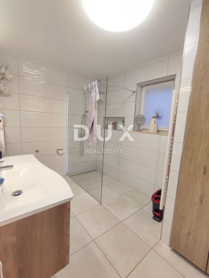 ISTRA, PULA - Družinska hiša na mirni lokaciji