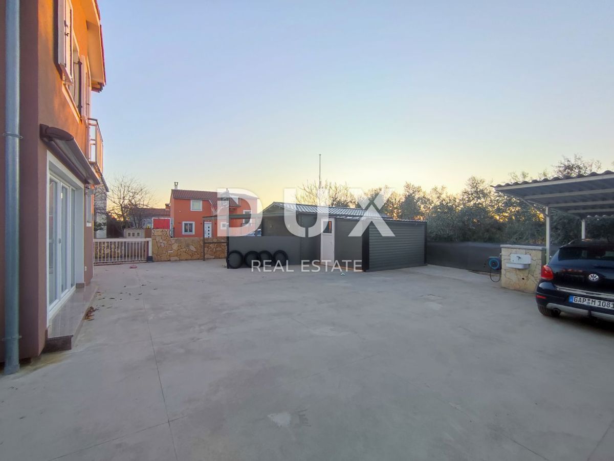 ISTRA, PULA - Družinska hiša na mirni lokaciji