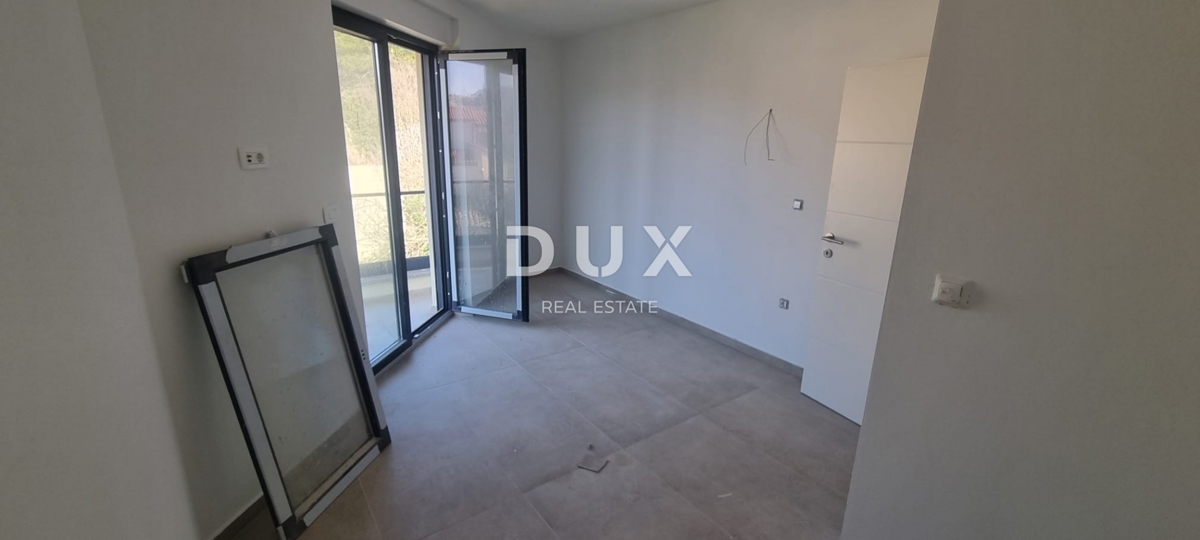 ISTRA, PULA - Moderna novogradnja na odlični lokaciji!