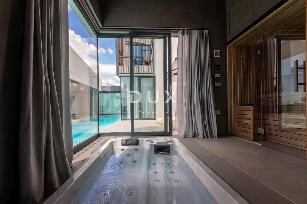 ISTRA, POREČ - Moderna vila z bazenom