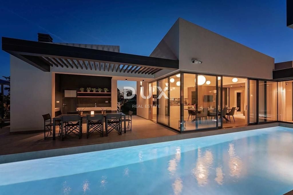 ISTRA, POREČ - Moderna vila z bazenom