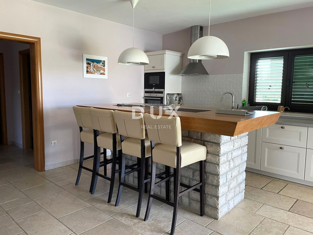 Hiša Linardići, Krk, 200m2