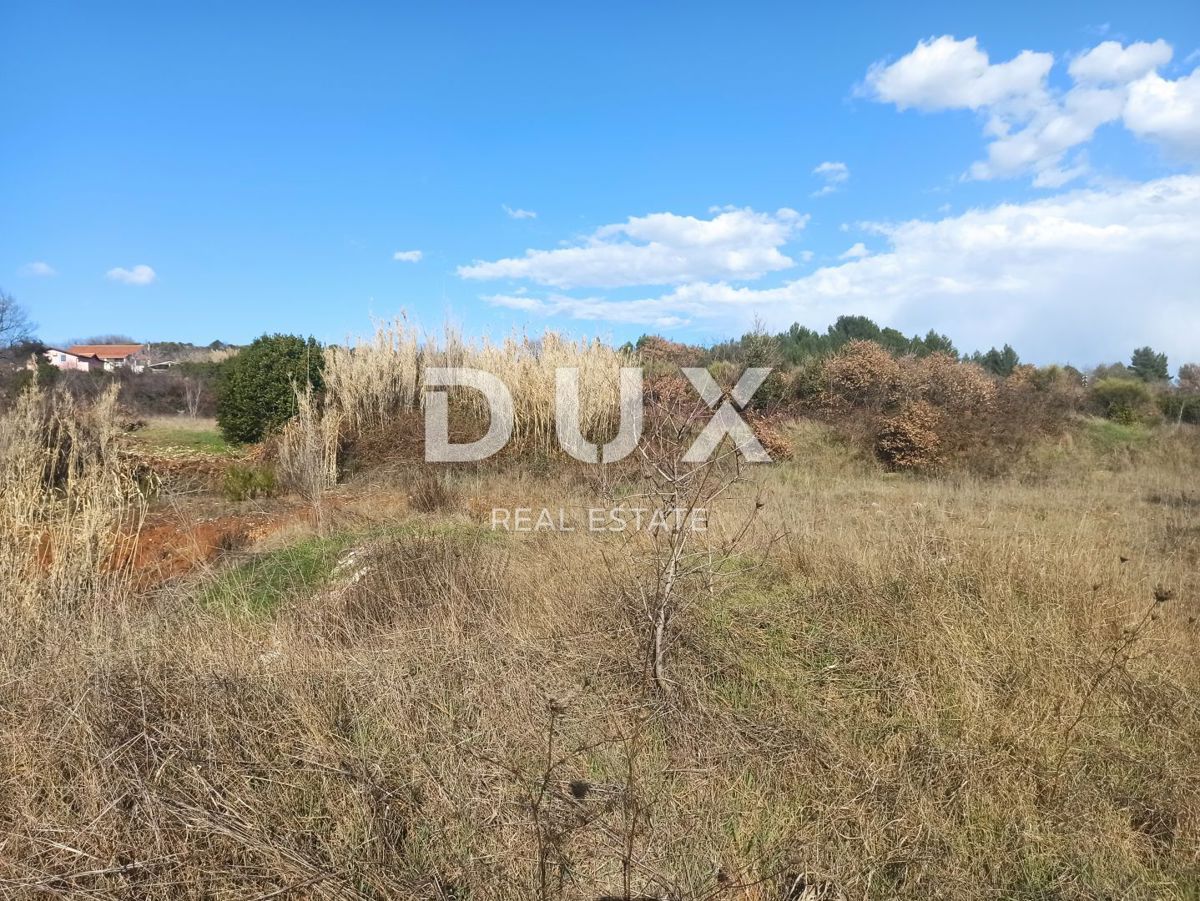 ISTRA, PULA - Gradbeno zemljišče v poslovni coni Šijana 2200 m2