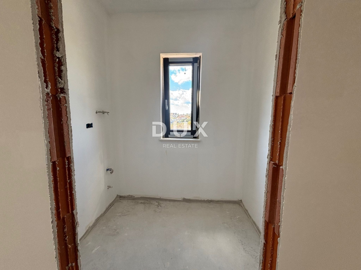 ISTRA, PULA - Stanovanje z dvema spalnicama in teraso blizu centra! NOVOGRADNJA!