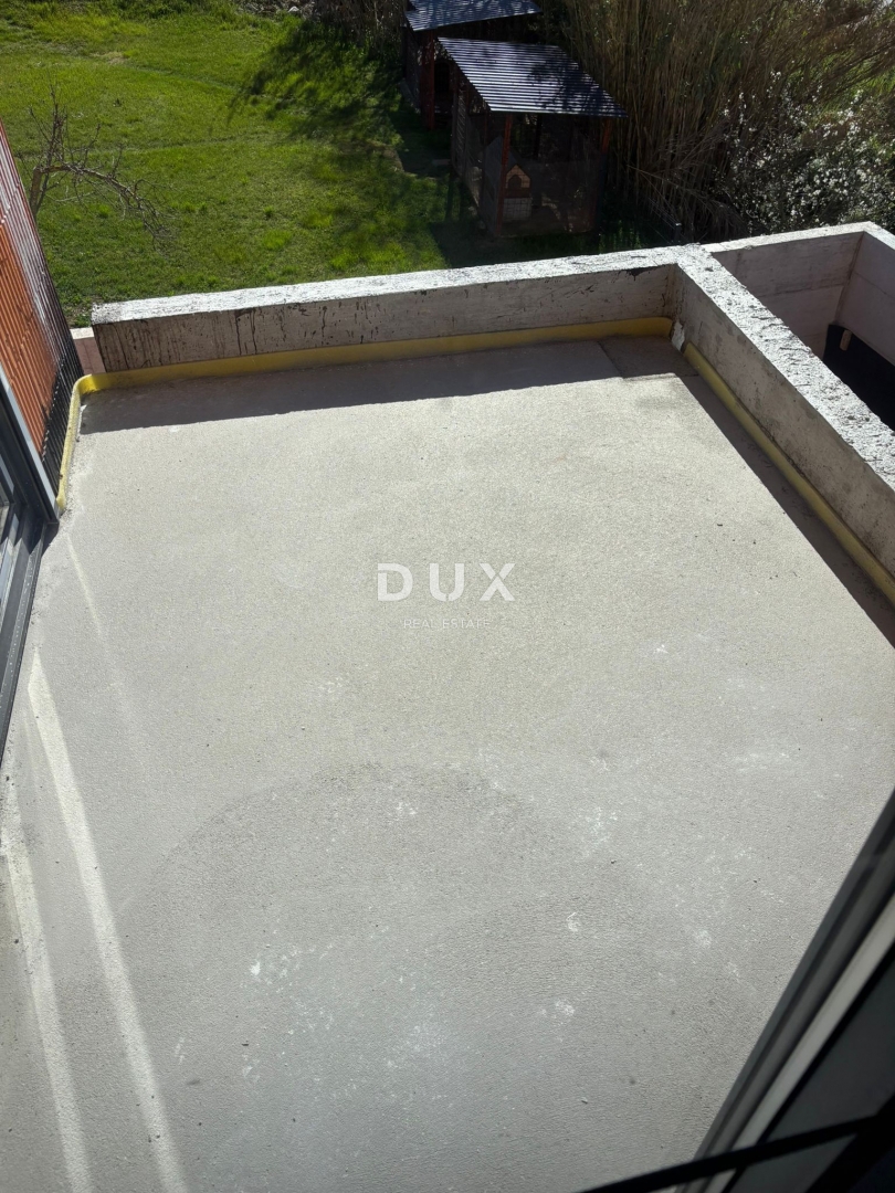 ISTRA, PULA - Stanovanje z dvema spalnicama in teraso blizu centra! NOVOGRADNJA!