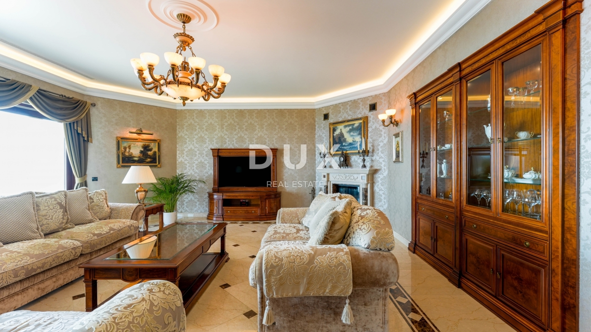 OPATIJA, IČIĆI - Edinstvena luksuzna vila z bazenom in panoramskim razgledom