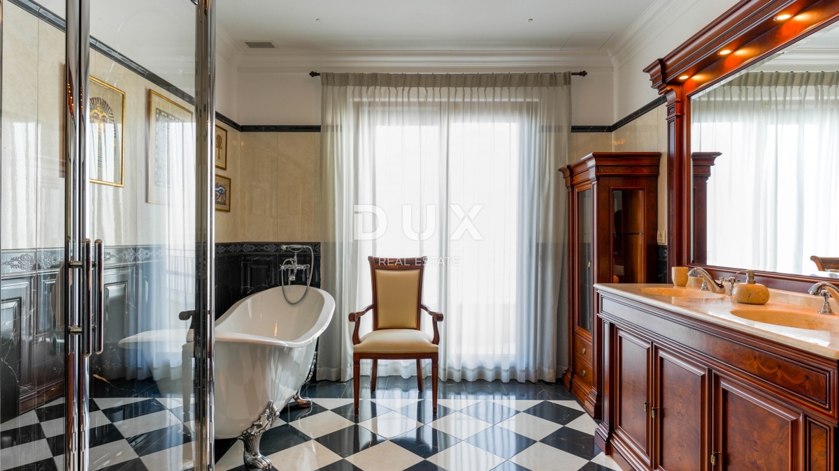 OPATIJA, IČIĆI - Edinstvena luksuzna vila z bazenom in panoramskim razgledom