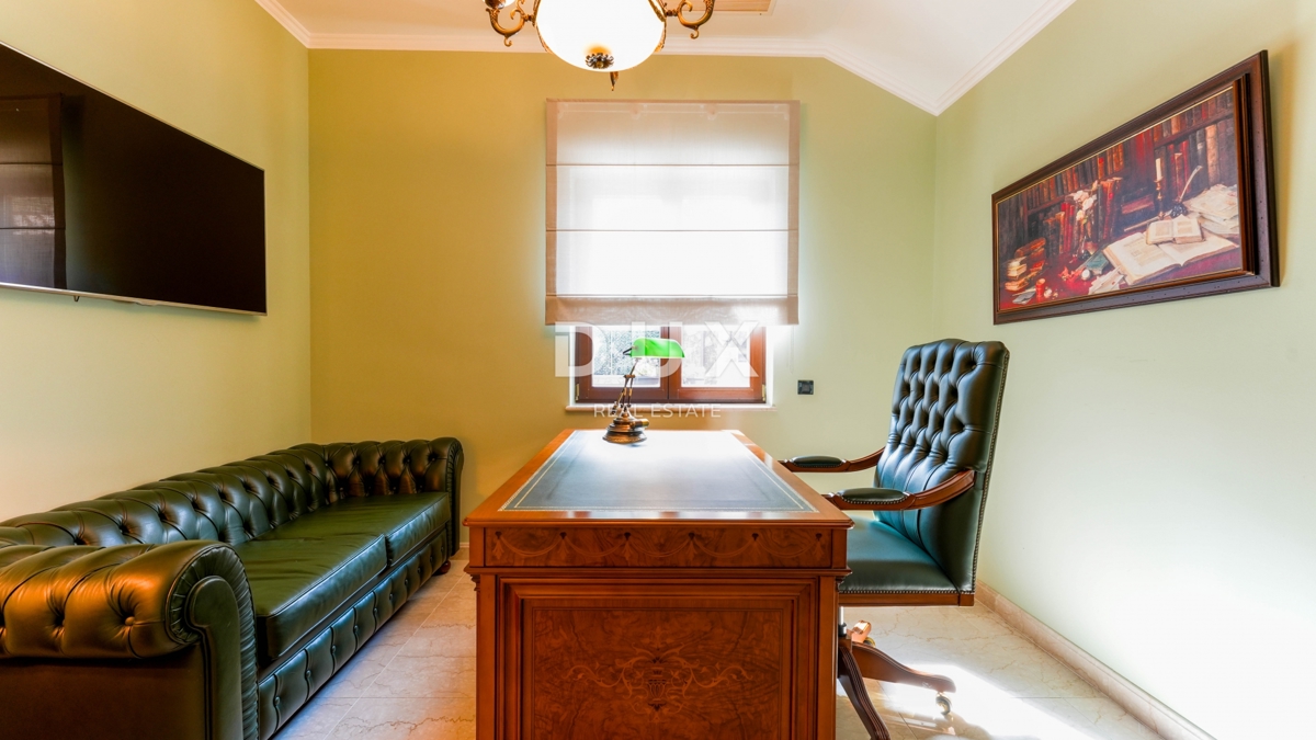 OPATIJA, IČIĆI - Edinstvena luksuzna vila z bazenom in panoramskim razgledom