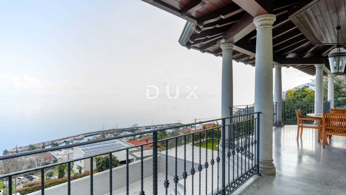 OPATIJA, IČIĆI - Edinstvena luksuzna vila z bazenom in panoramskim razgledom