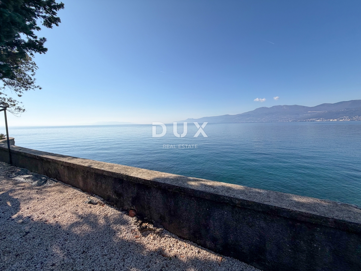 RIJEKA, KANTRIDA - Apartma prva vrsta ob morju v bližini Hilton resorta in čudovite Opatije