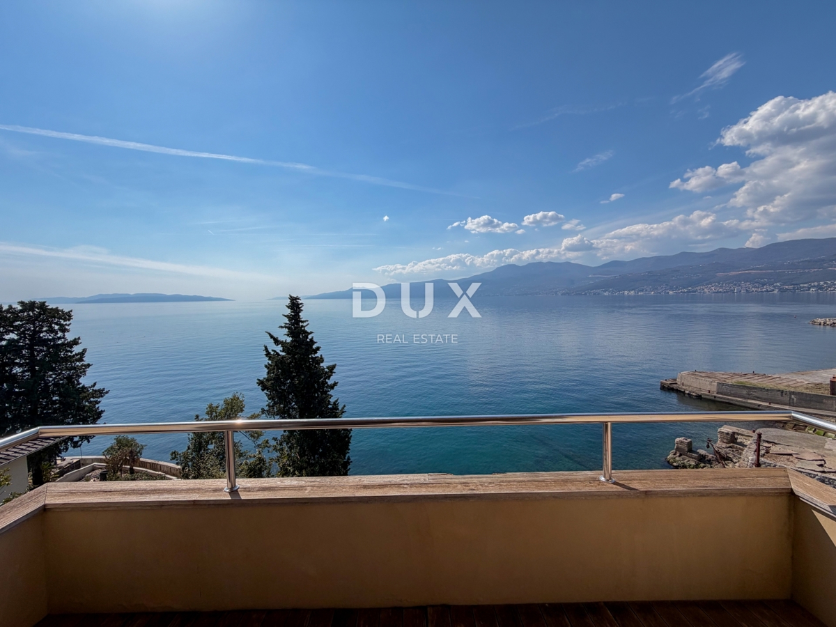 RIJEKA, KANTRIDA - Apartma prva vrsta ob morju v bližini Hilton resorta in čudovite Opatije