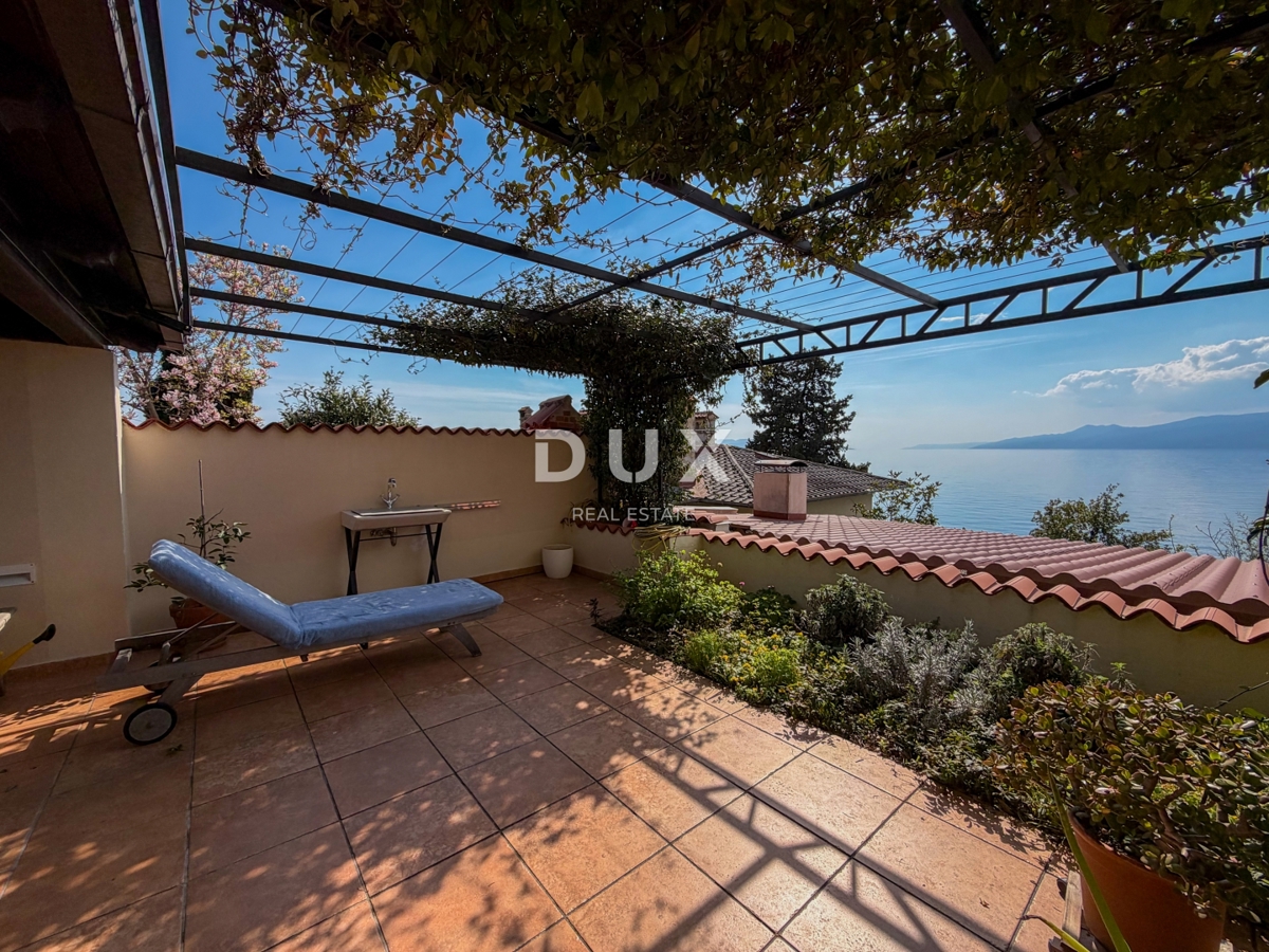 RIJEKA, KANTRIDA - Apartma prva vrsta ob morju v bližini Hilton resorta in čudovite Opatije