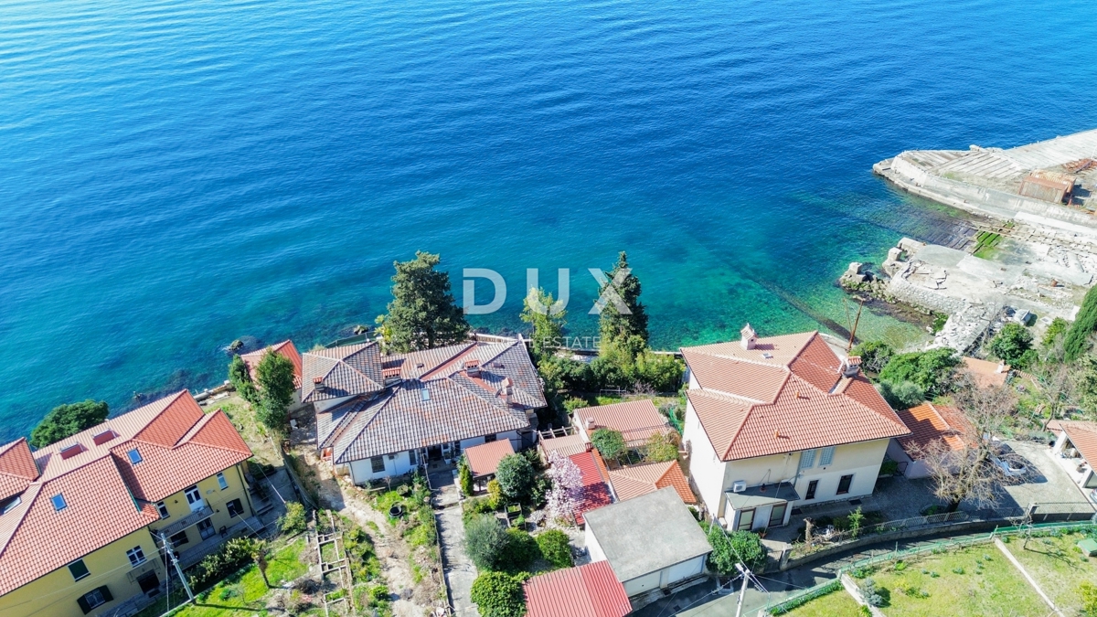 RIJEKA, KANTRIDA - Apartma prva vrsta ob morju v bližini Hilton resorta in čudovite Opatije