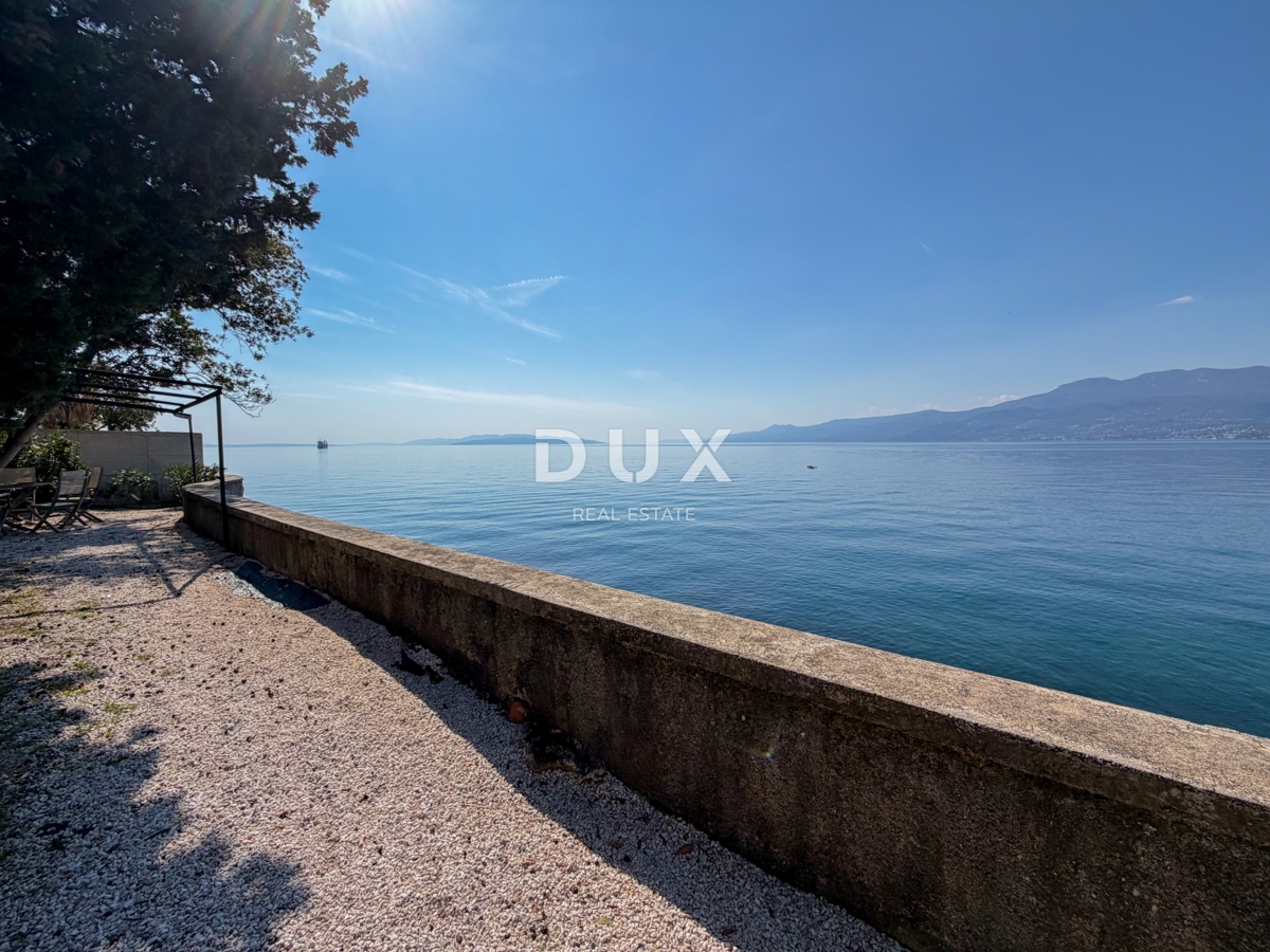 RIJEKA, KANTRIDA - Apartma prva vrsta ob morju v bližini Hilton resorta in čudovite Opatije