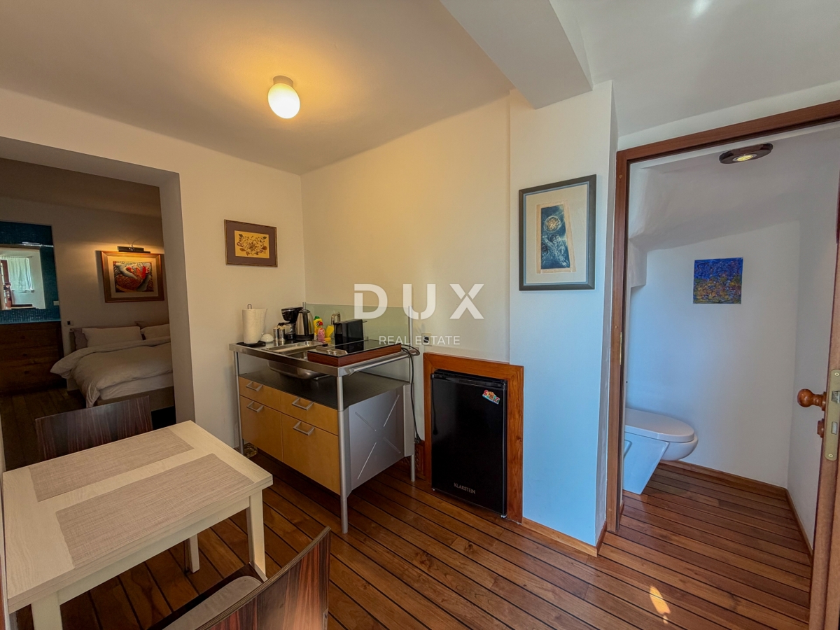 RIJEKA, KANTRIDA - Apartma prva vrsta ob morju v bližini Hilton resorta in čudovite Opatije