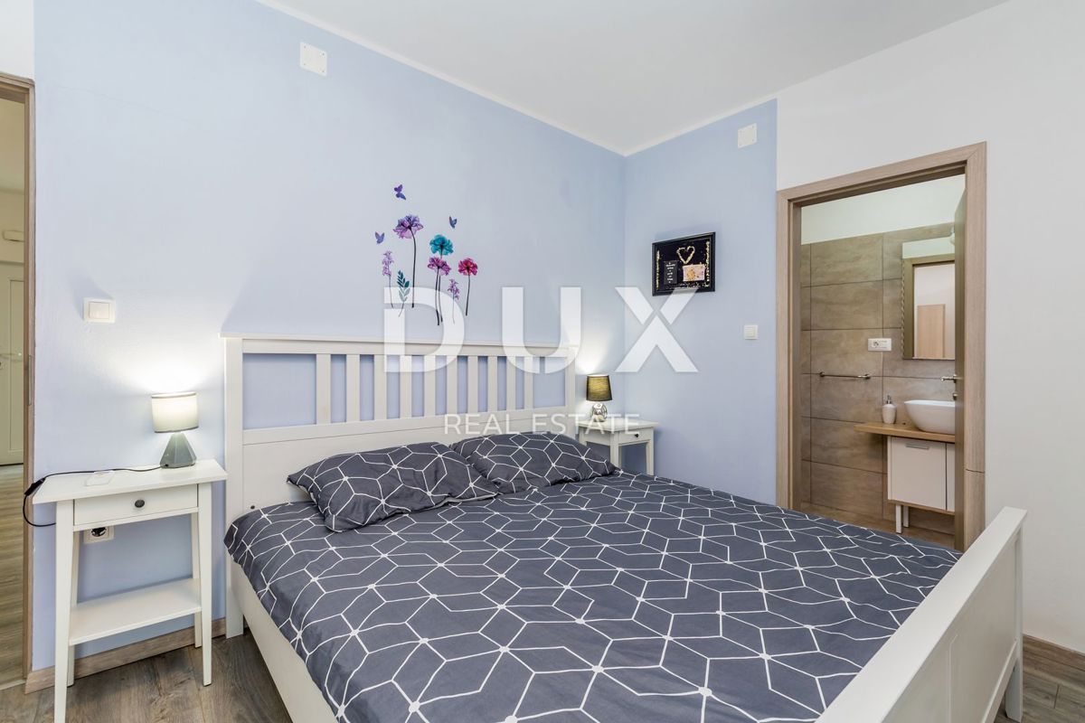 OTOK KRK, PINEZIĆI - Kamnita hiša v vrsti s panoramskim pogledom na morje