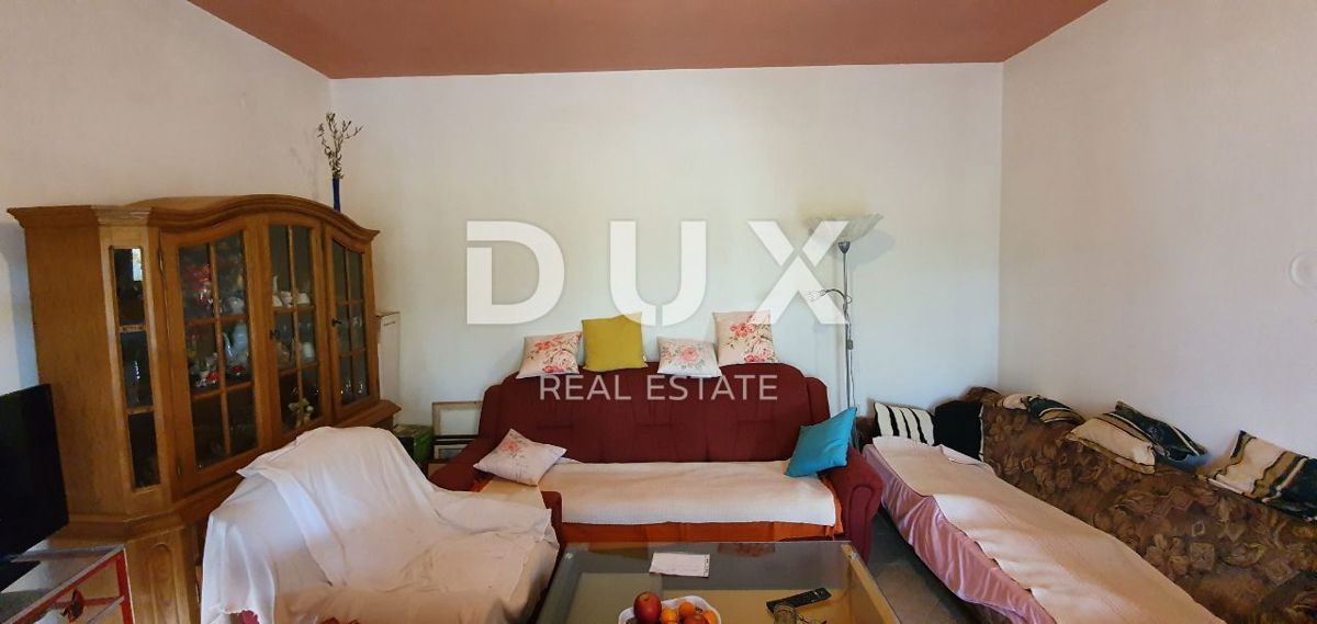 ISTRA, POREČ - Stanovanjska hiša s 5 stanovanjskimi enotami