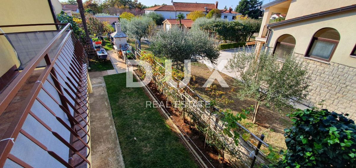 ISTRA, POREČ - Stanovanjska hiša s 5 stanovanjskimi enotami