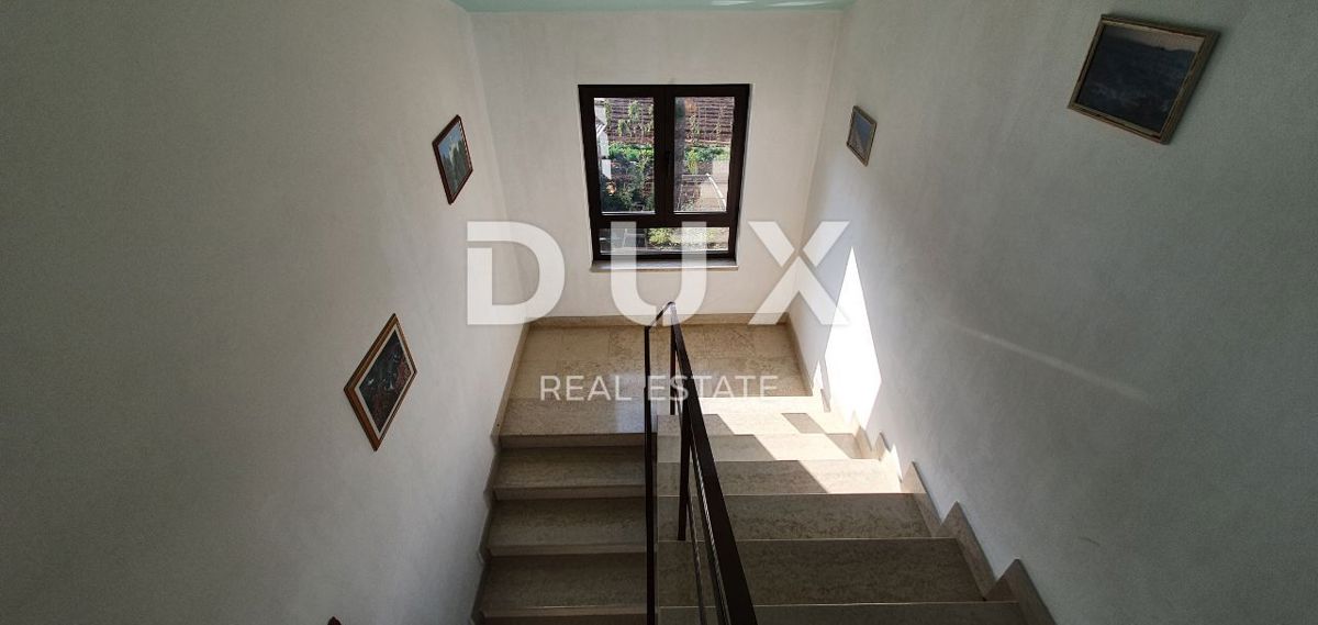 ISTRA, POREČ - Stanovanjska hiša s 5 stanovanjskimi enotami