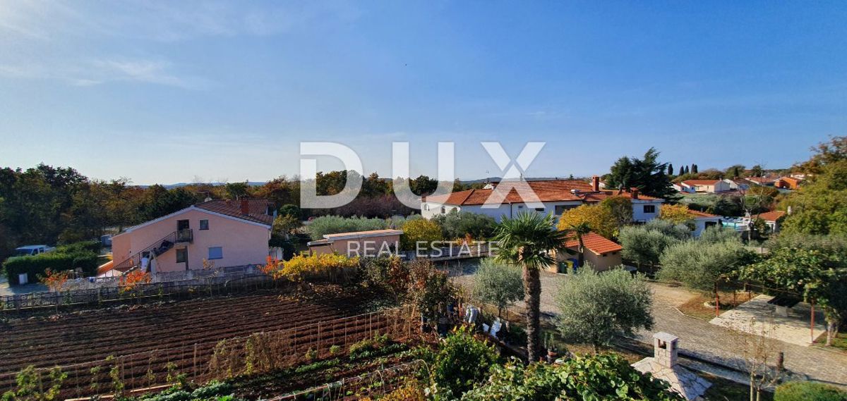 ISTRA, POREČ - Stanovanjska hiša s 5 stanovanjskimi enotami