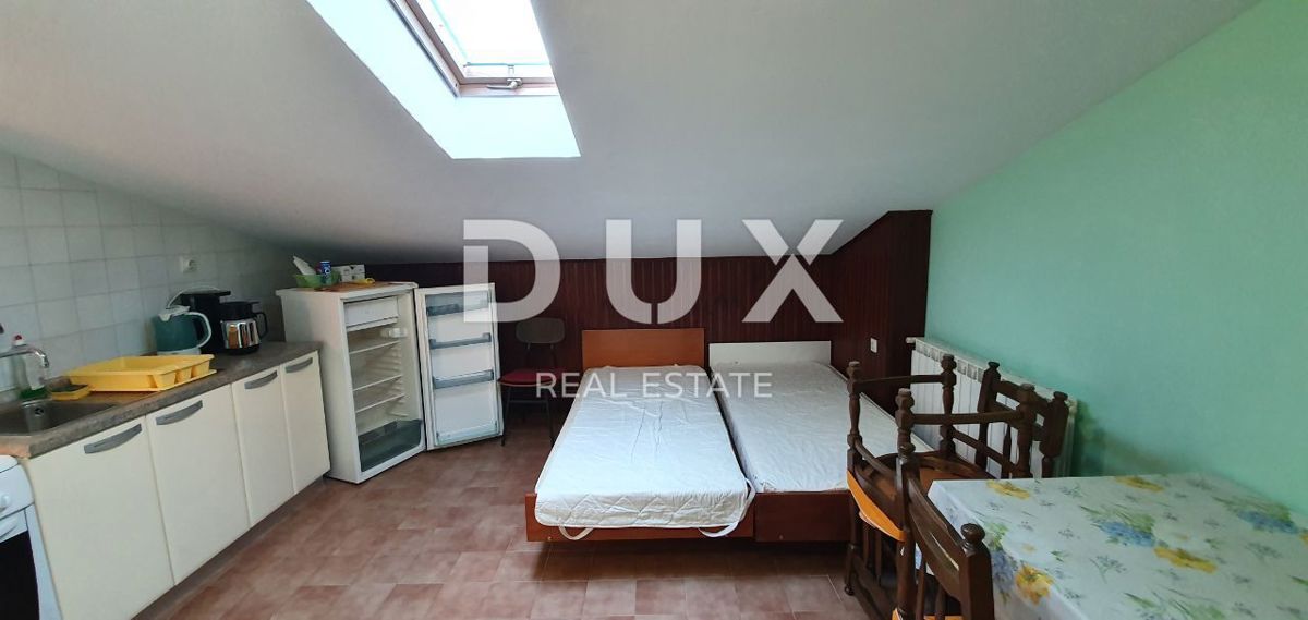 ISTRA, POREČ - Stanovanjska hiša s 5 stanovanjskimi enotami