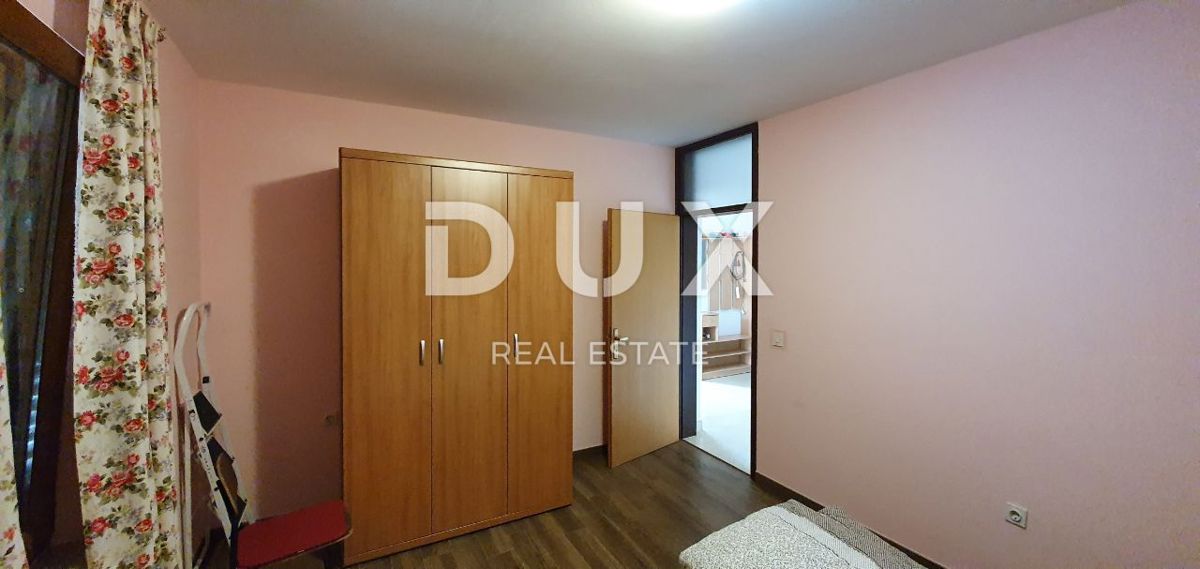 ISTRA, POREČ - Stanovanjska hiša s 5 stanovanjskimi enotami