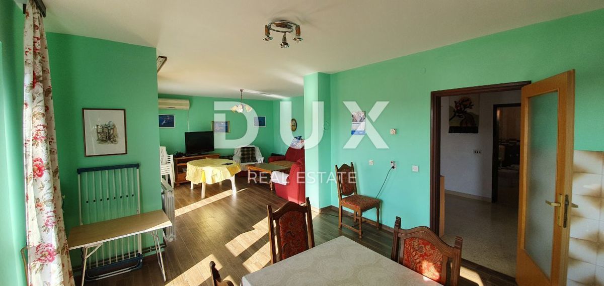 ISTRA, POREČ - Stanovanjska hiša s 5 stanovanjskimi enotami