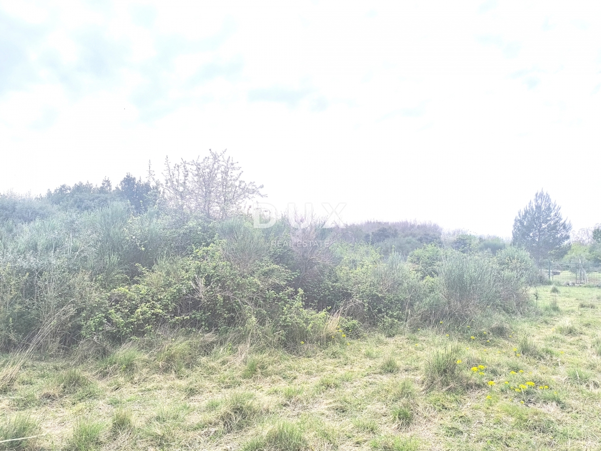 Zemljišče Premantura, Medulin, 1.010m2