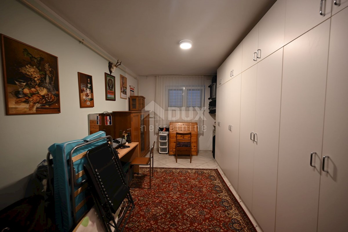 ISTRA, ŠTINJAN Apartmajska hiša s pogledom na morje!